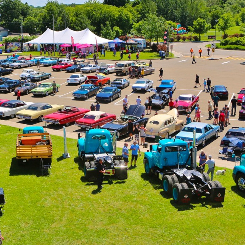 Exposition Les belles autos d'hier