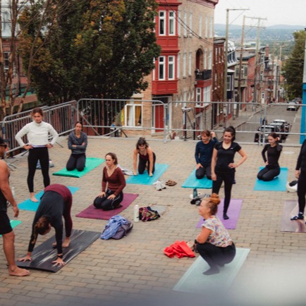 Les dimanches yoga/pilates sur le Parvis