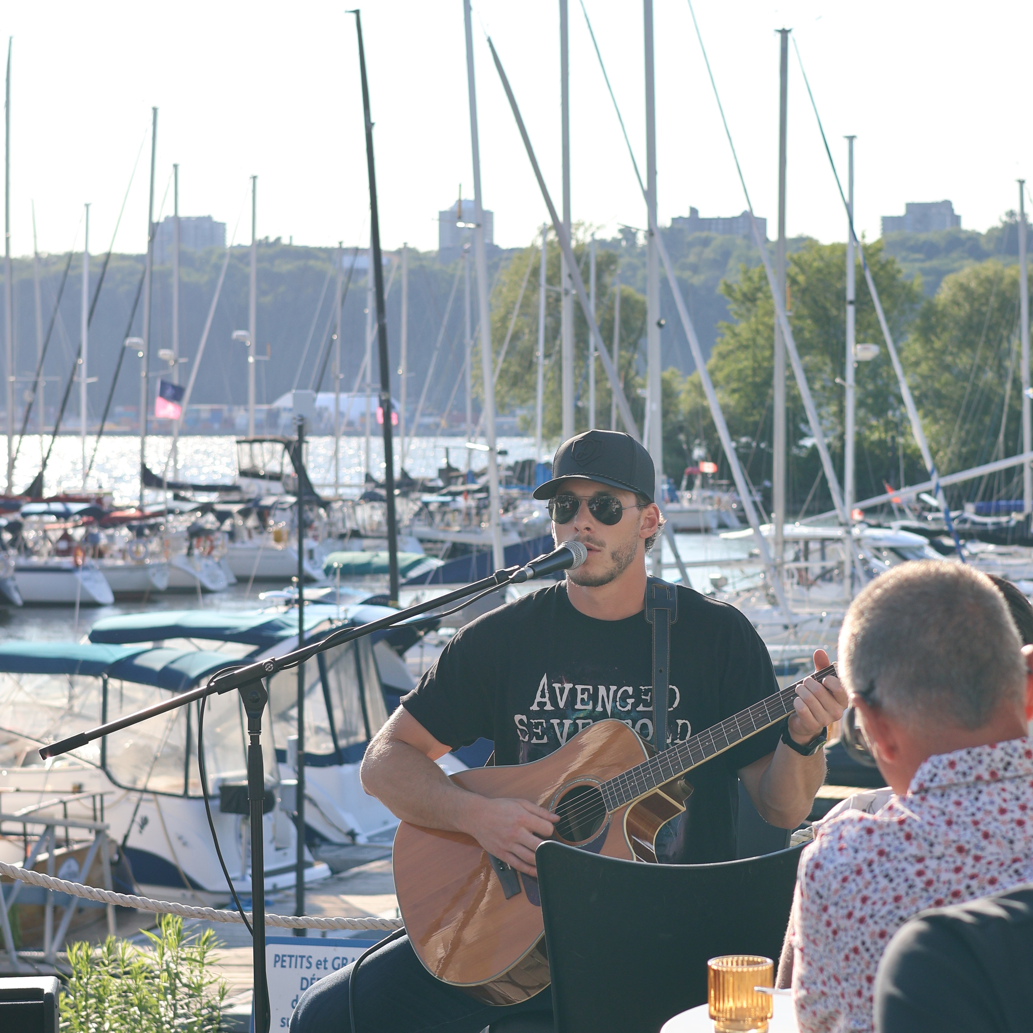 Apéro et Musique live au bord du fleuve