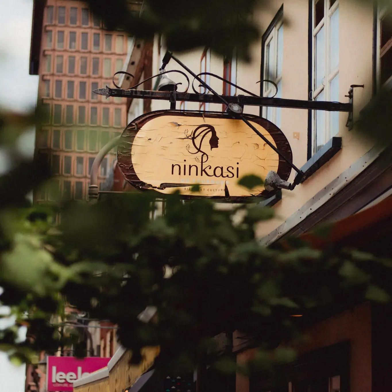 La Ninkasi Bar & Bistro